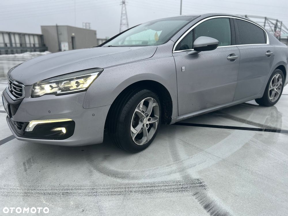 Peugeot 508 RXH 2.0 HDi HYbrid4 - 4