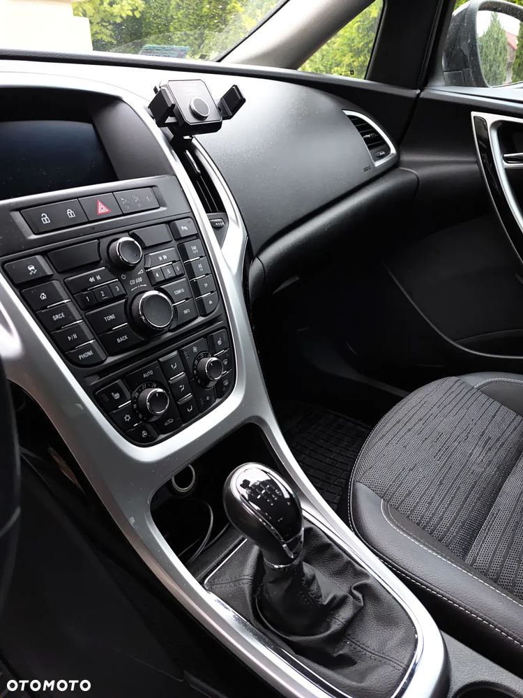Opel Astra IV 1.4 T Energy EU6 - 3