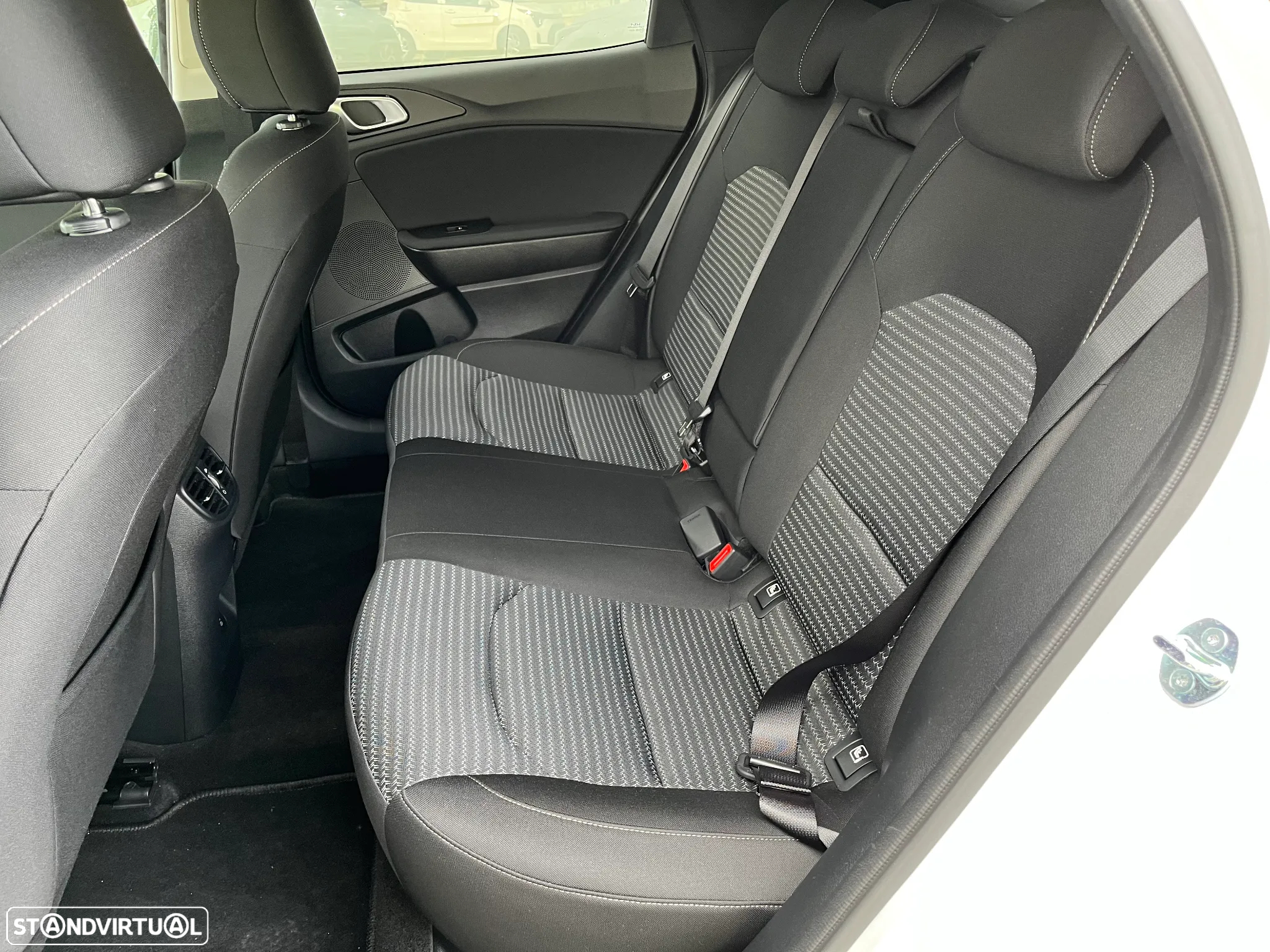 Kia XCeed 1.5 T-GDI Sport - 9