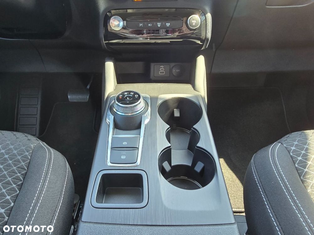 Ford Kuga - 22