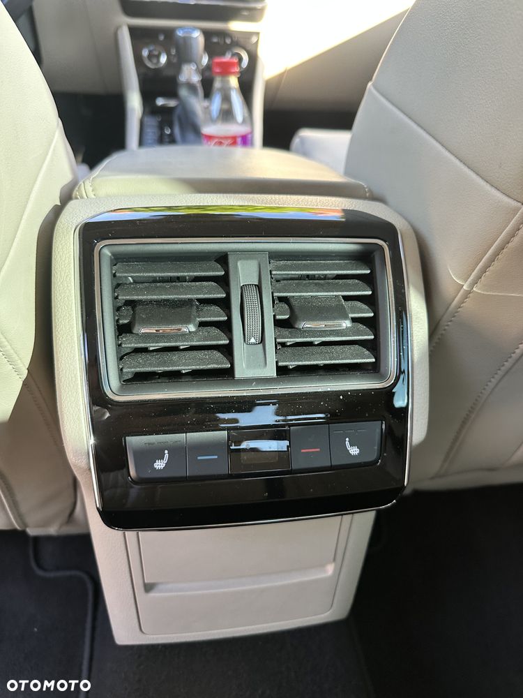 Skoda Superb 2.0 TSI 4x4 L&K DSG - 25