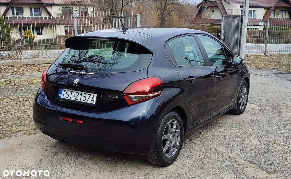 Peugeot 208 - 7