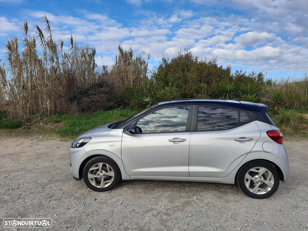 Hyundai i10 1.0 Comfort AMT - 17