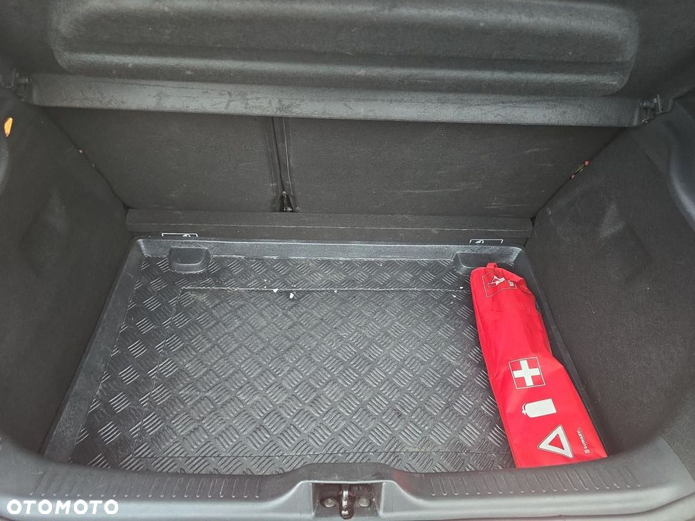 Renault Clio 0.9 TCe Limited - 15