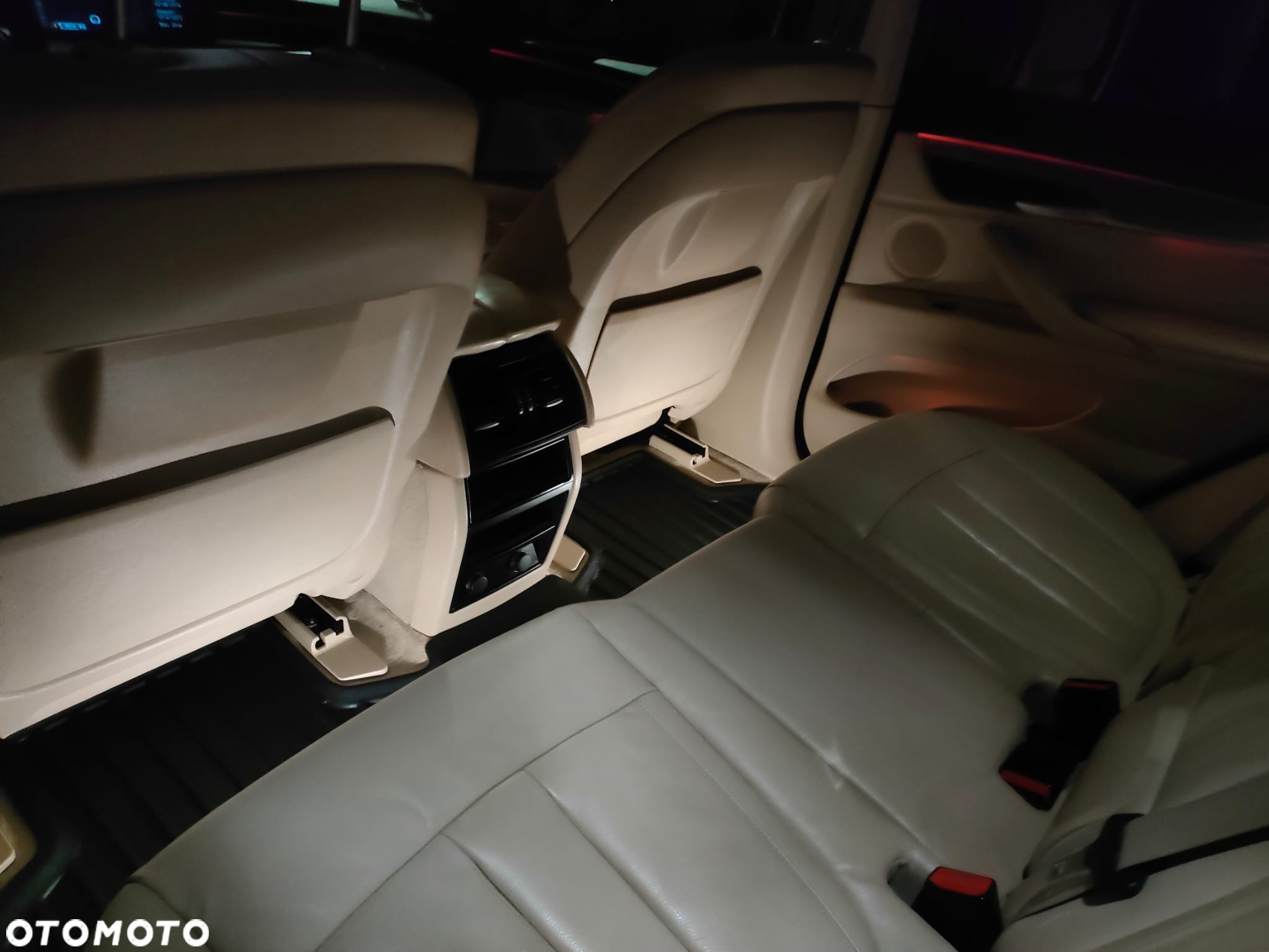 BMW X5 xDrive30d Sport-Aut - 27