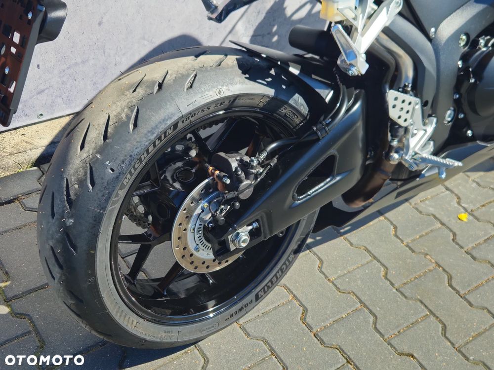 Honda CBR - 22