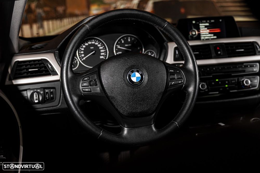 BMW 318 d - 13