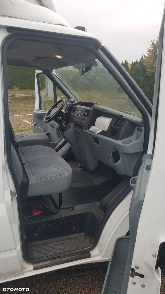 Ford transit - 10