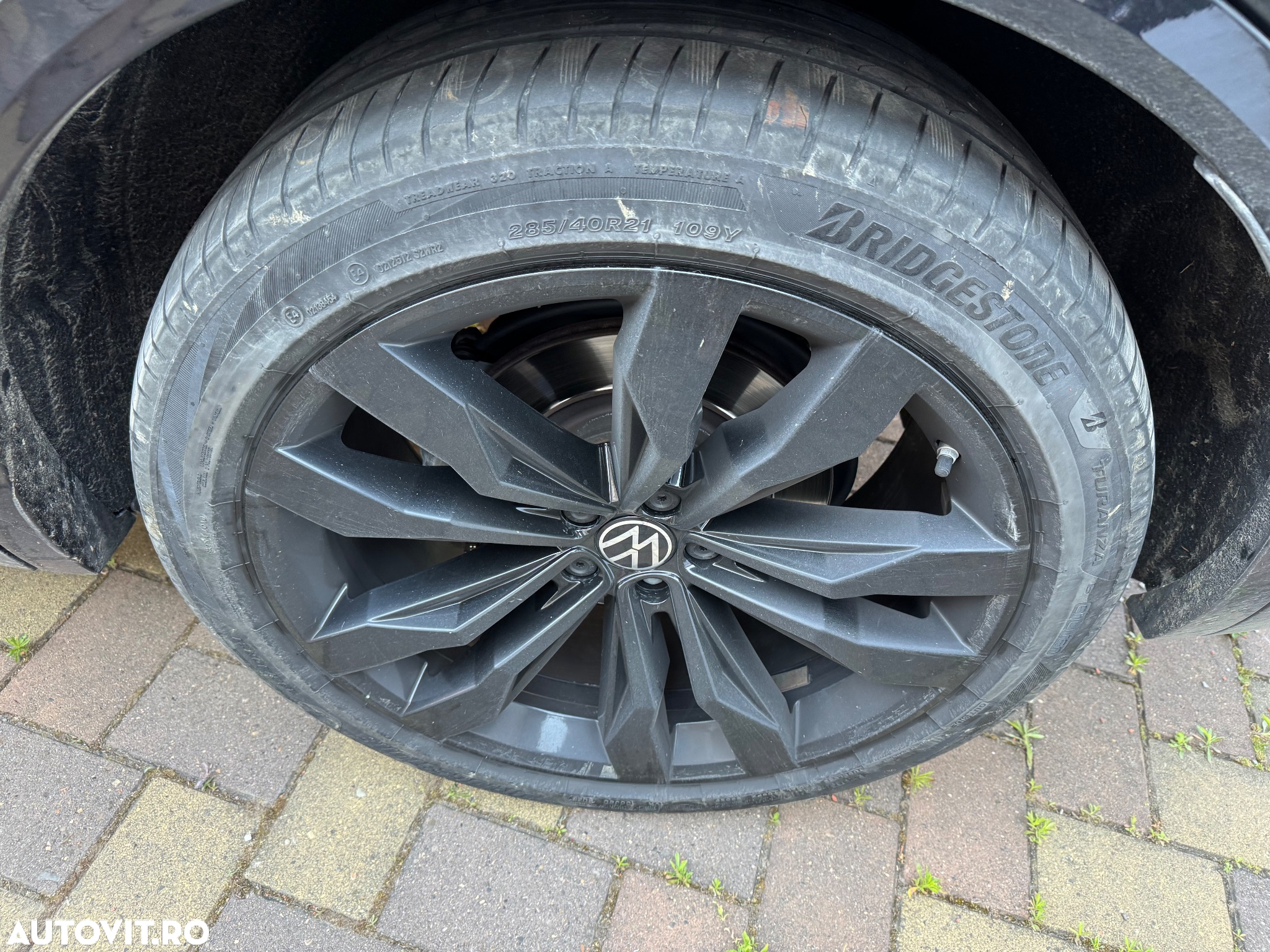 Volkswagen Touareg V6 TDI 4MOTION R-Line - 19