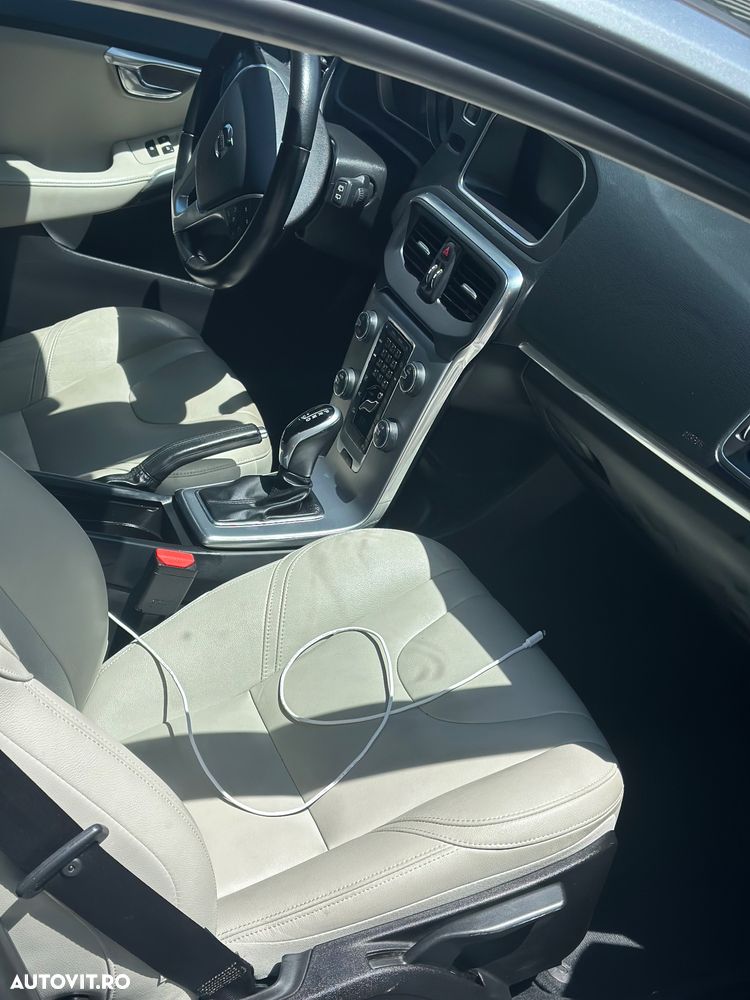 Volvo V40 - 5