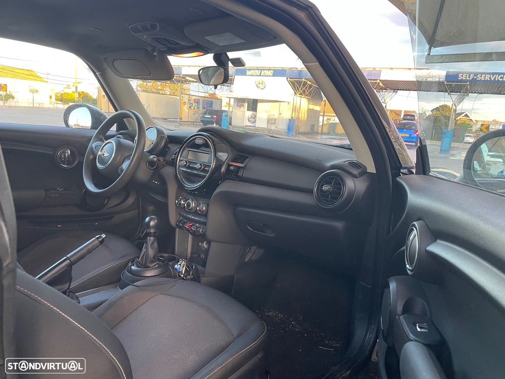 MINI 3 Portas One D Blackyard - 10