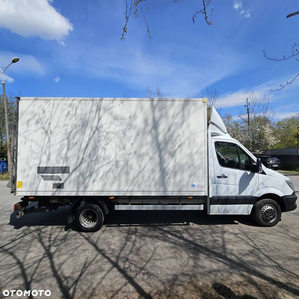 Mercedes-Benz SPRINTER - 2