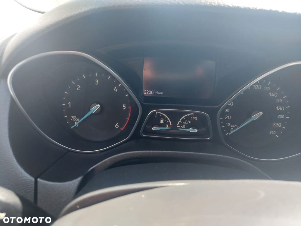 Ford Focus 1.5 TDCi DPF Start-Stopp-System Business - 10
