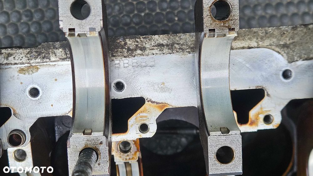 Blok 06D103023 BBBBB Dół Silnik Cylindry Panewki Mocowanie Wału 2.0 FSI AWA Audi A4 B6 B7 VW - 33