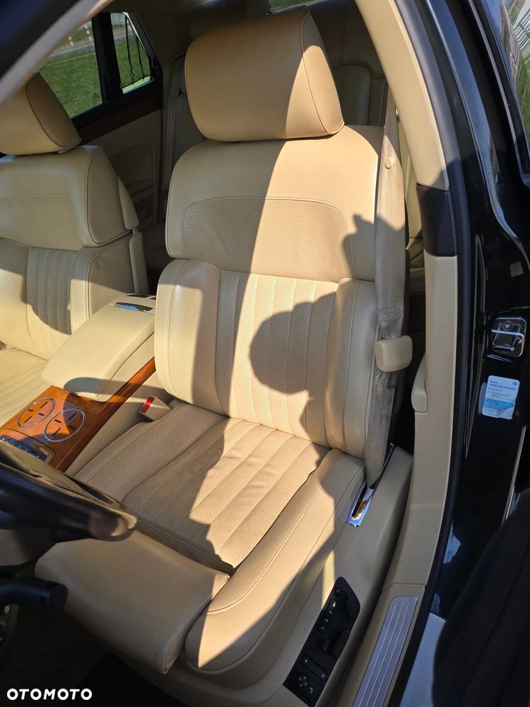 Volkswagen Phaeton - 10