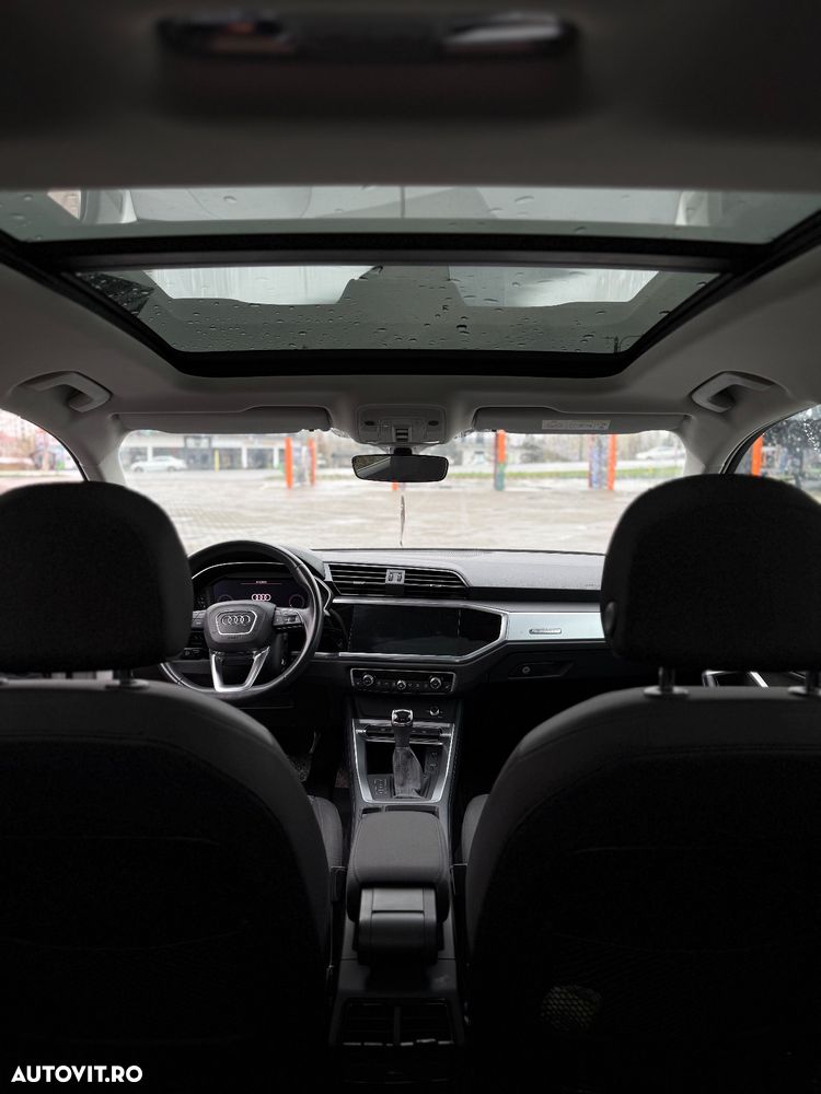 Audi Q3 2.0 40 TFSI S tronic quattro Advanced - 9