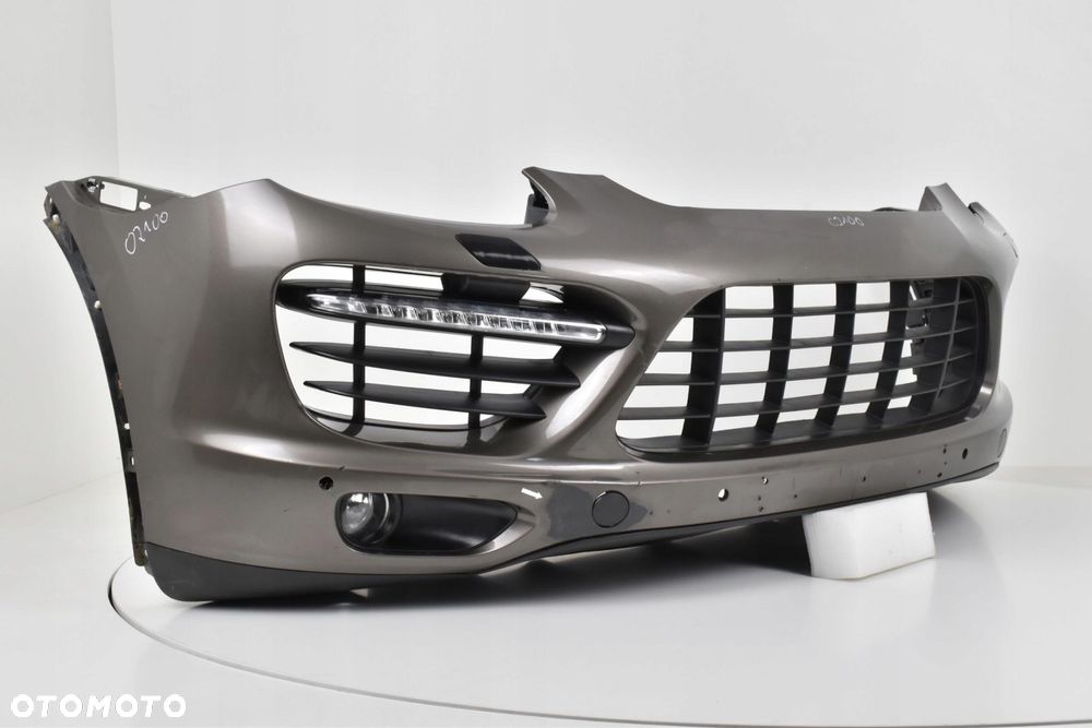 PORSCHE CAYENNE TURBO 2011- ZDERZAK PRZEDNI - 9