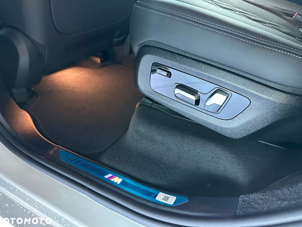 BMW X7 xDrive40d mHEV sport - 26