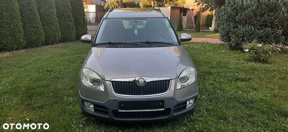 Skoda Roomster 1.6 16V Scout PLUS EDITION - 23