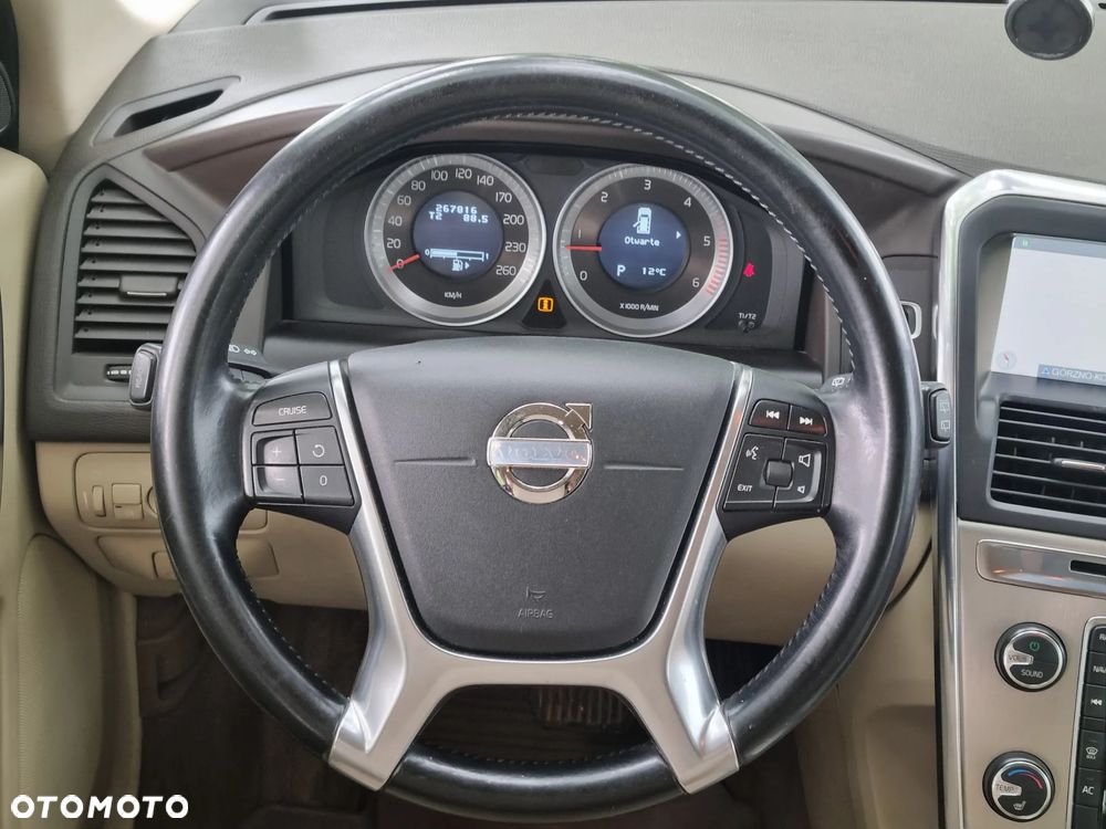 Volvo XC 60 D5 AWD Summum - 11