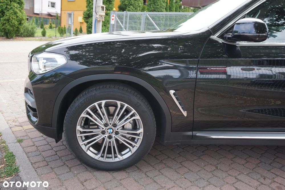 BMW X3 xDrive30d Luxury Line - 7
