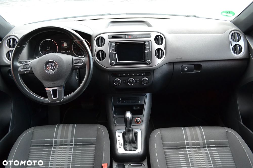 Volkswagen Tiguan 2.0 TDI SCR 4MOTION BlueMotion Technology DSG Lounge Sport & Style - 8