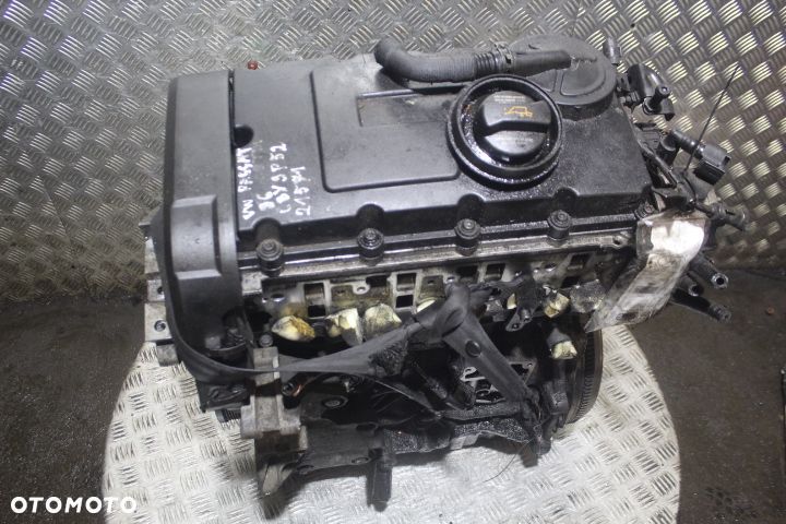 SILNIK VOLKSWAGEN PASSAT B6 2.0TDI BKP - 6
