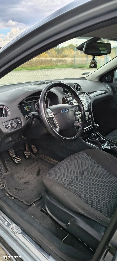 Ford Mondeo 1.8 TDCi Ghia - 16