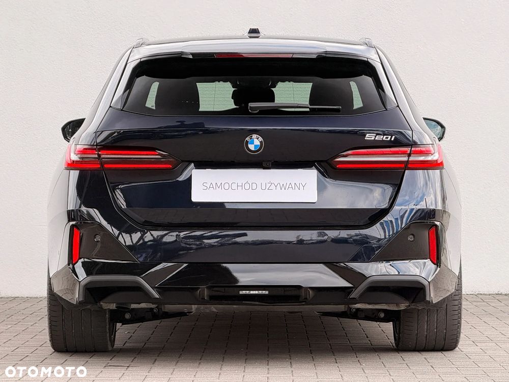 BMW Seria 5 520i - 6