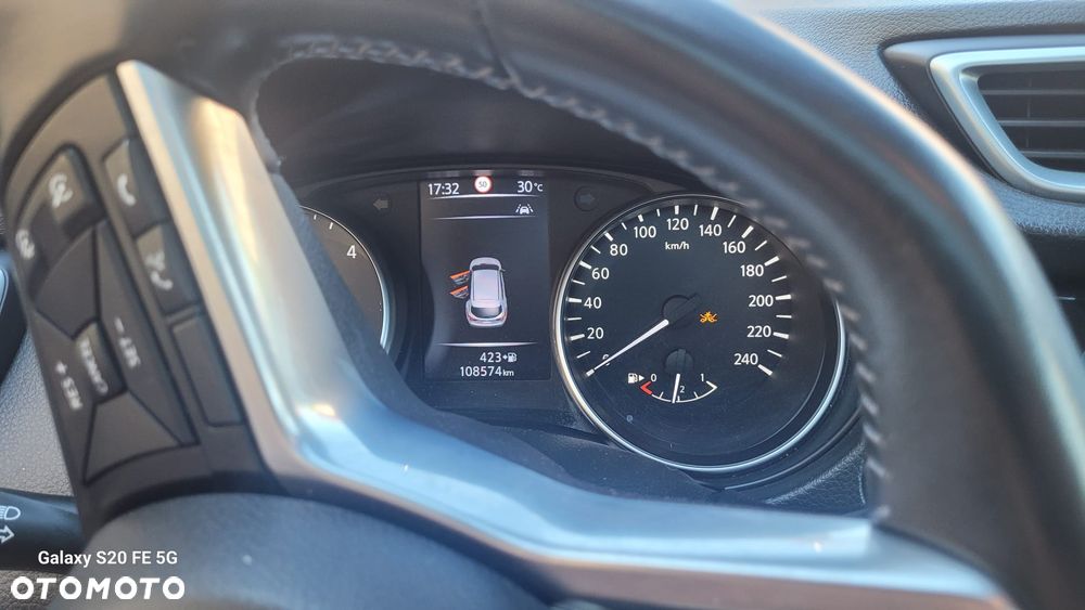 Nissan Qashqai 1.6 DCi Tekna EU6 - 11