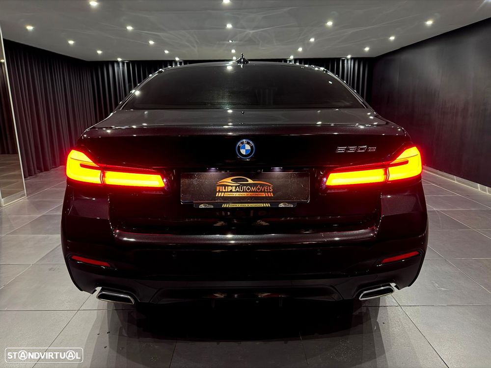 BMW 530 e Pack Desportivo M - 7