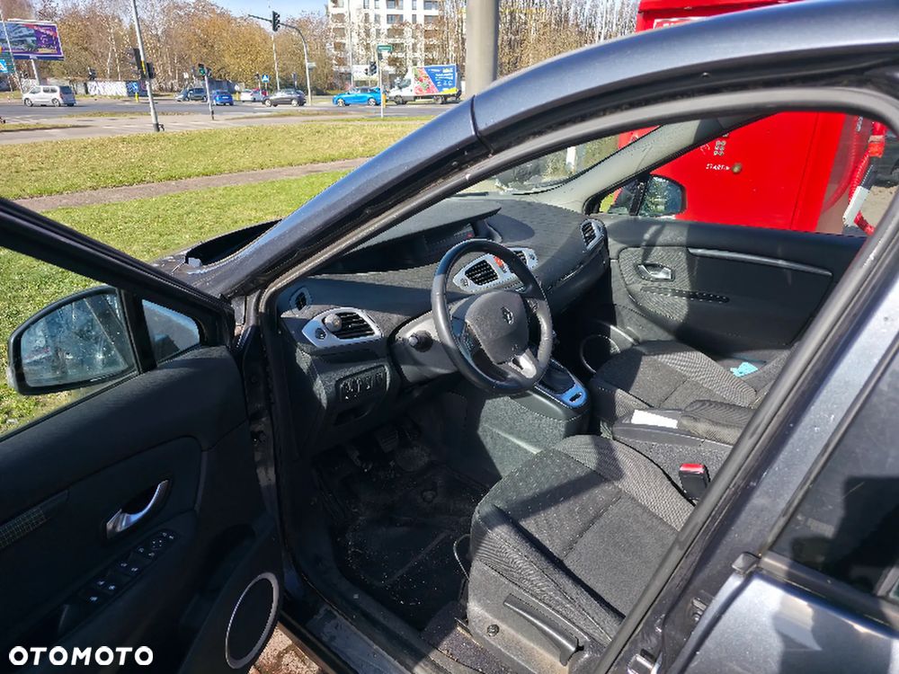 Renault Scenic - 7