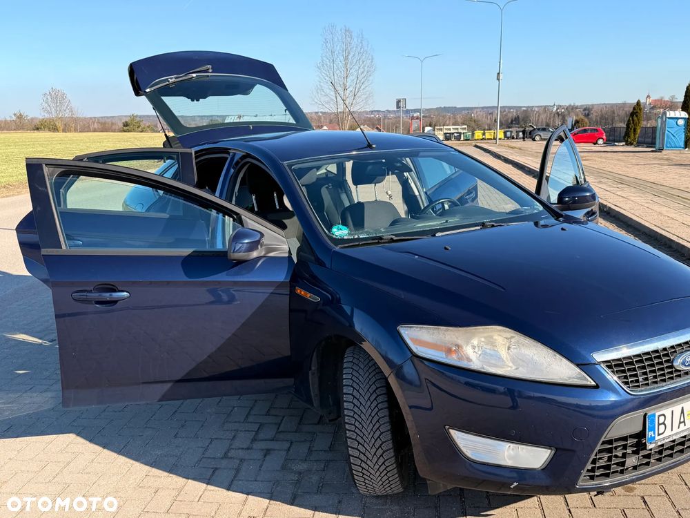 Ford Mondeo 1.6 Ambiente - 8