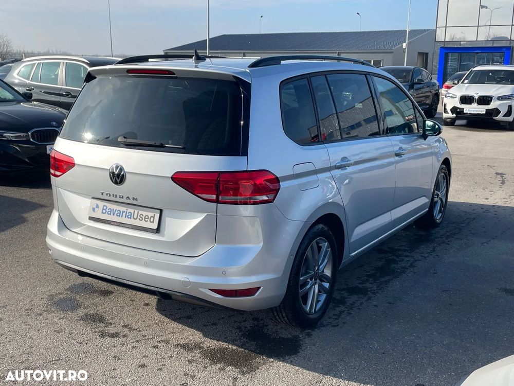 Volkswagen Touran 1.5 TSI DSG Highline - 5
