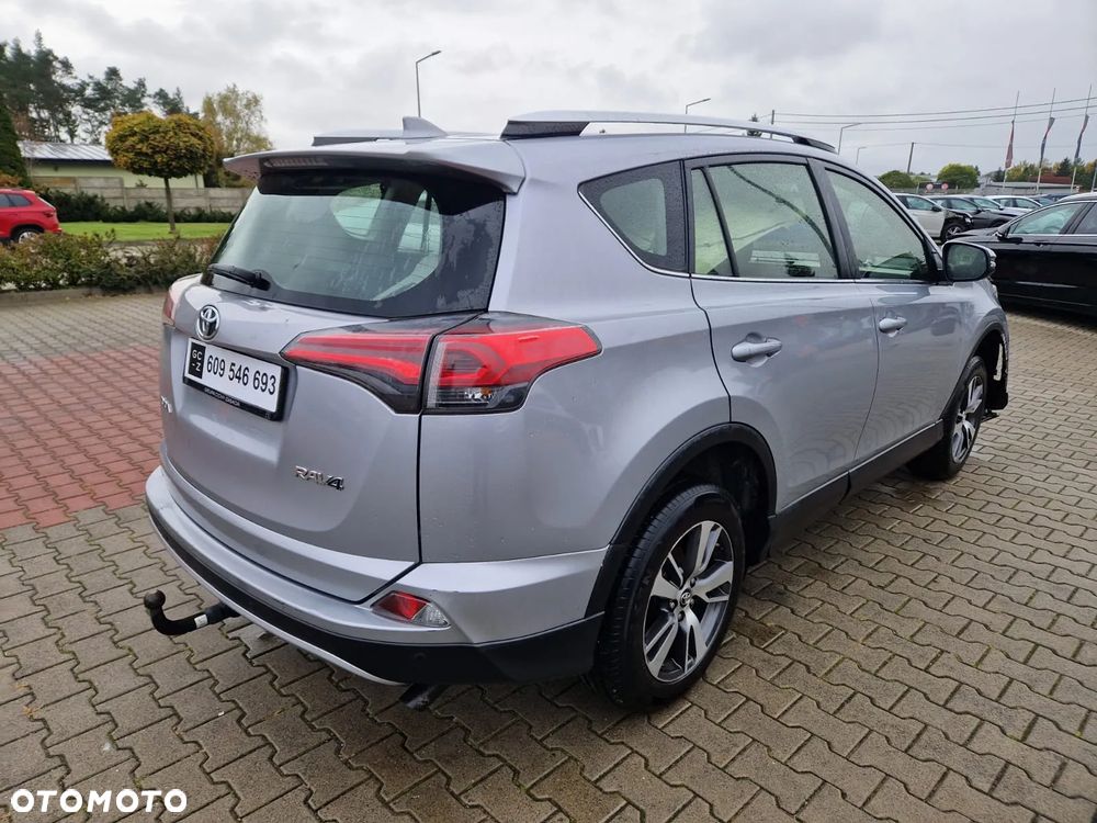 Toyota RAV4 2.0 D-4D Premium 4x2 - 1