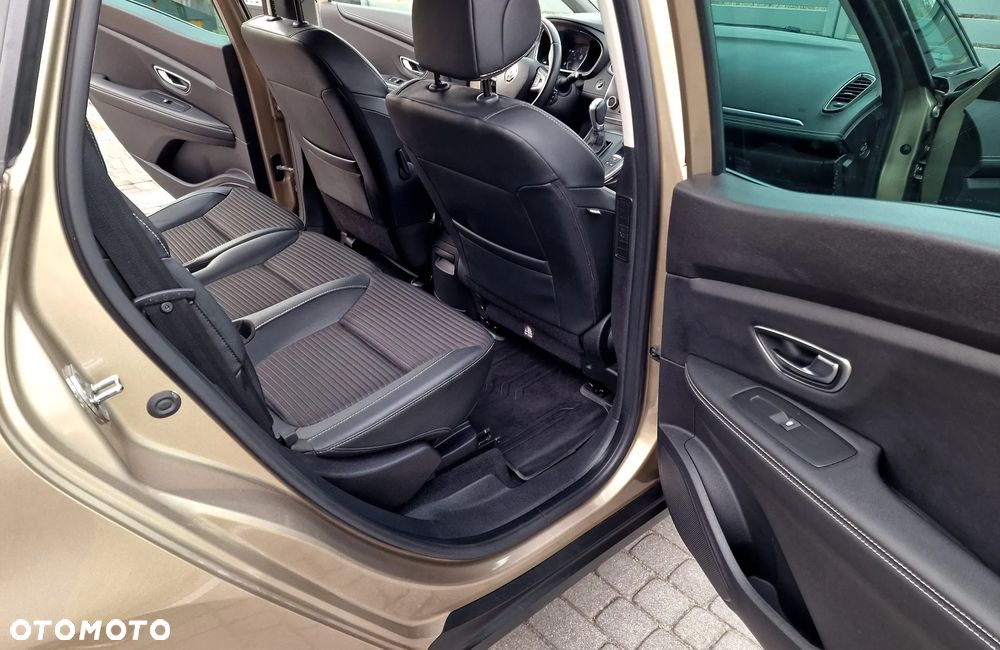 Renault Scenic - 28