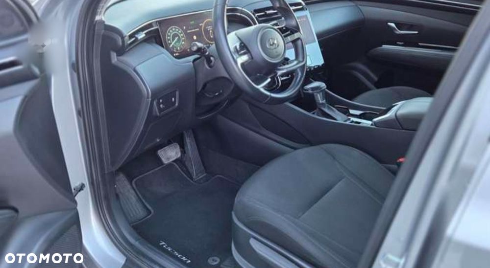 Hyundai Tucson - 24