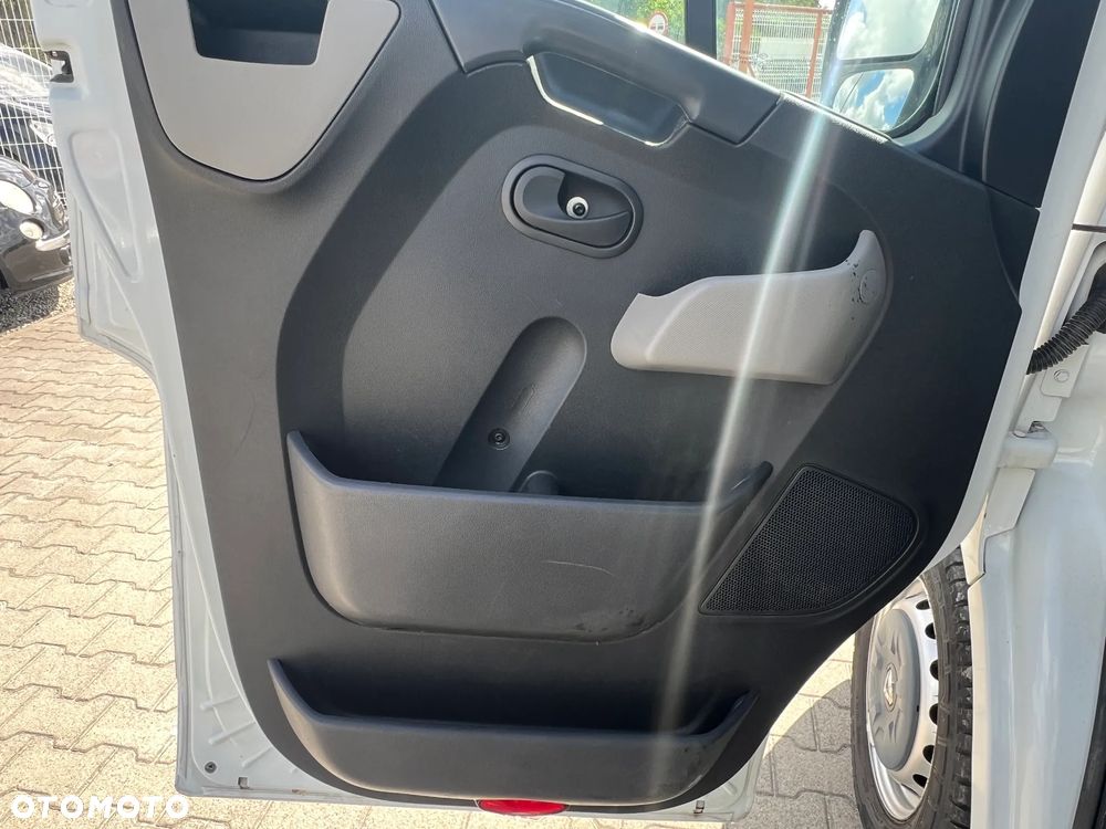 Renault Master 2.3 DCI - 28