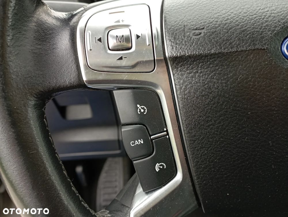 Ford S-Max - 26