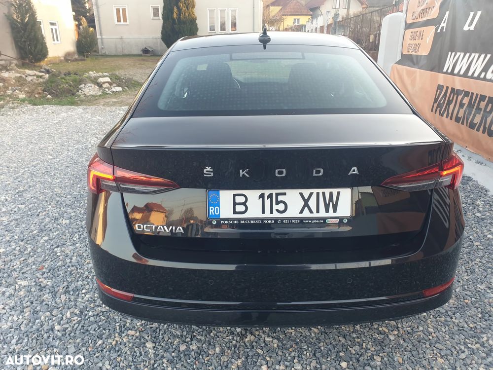 Skoda Octavia 2.0 TDI DSG Ambition - 6