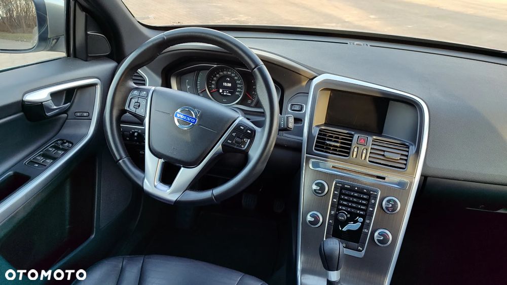 Volvo XC 60 D3 Edition Pro - 25