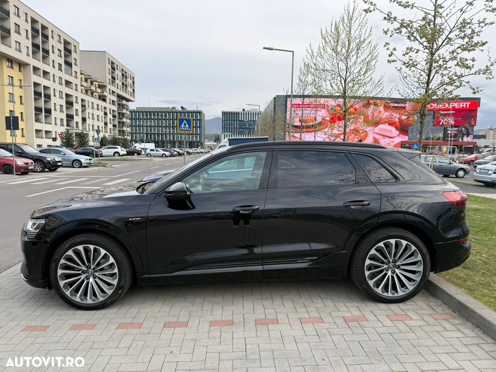 Audi e-tron - 5