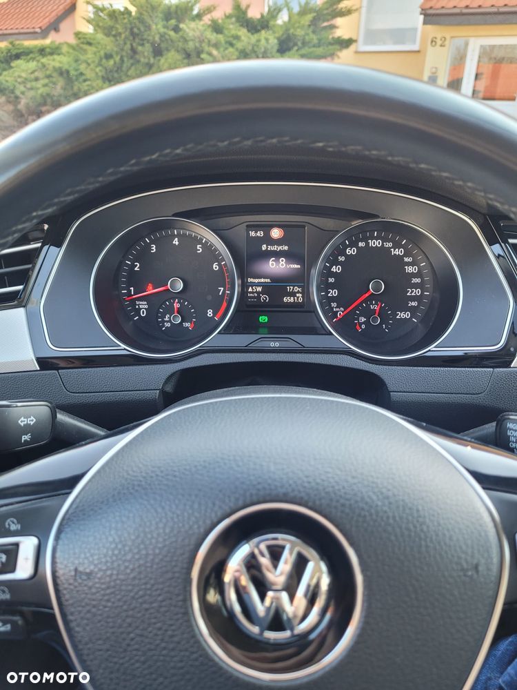 Volkswagen Passat 1.4 TSI BMT ACT Comfortline - 12