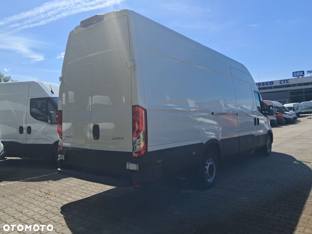 Iveco Daily35S18H V 18m3 L4H3 - 12