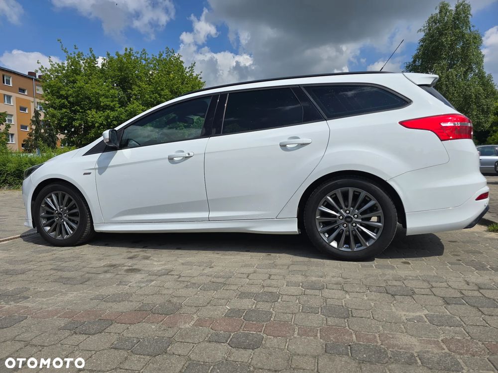 Ford Focus 1.5 EcoBoost ST-Line Black ASS - 3