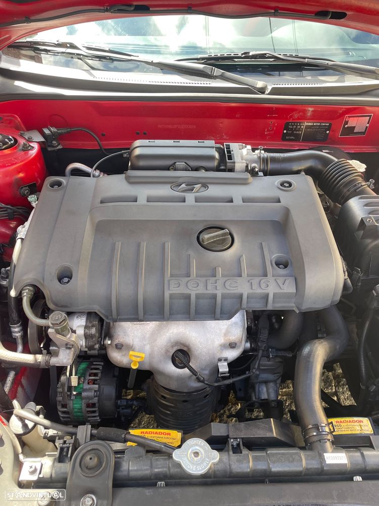 Hyundai Coupe 1.6 16V FX - 10