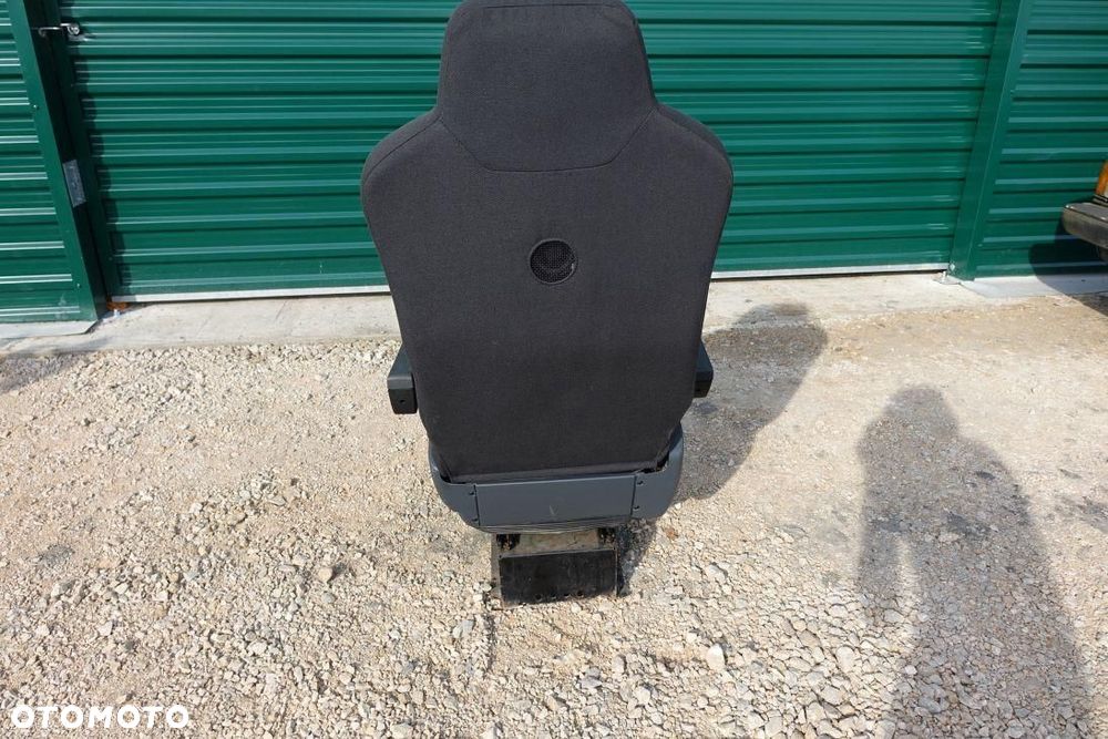 FOTEL KIEROWCY ISRI PNEUMATYCZNY MERCEDES 234242312 - 14