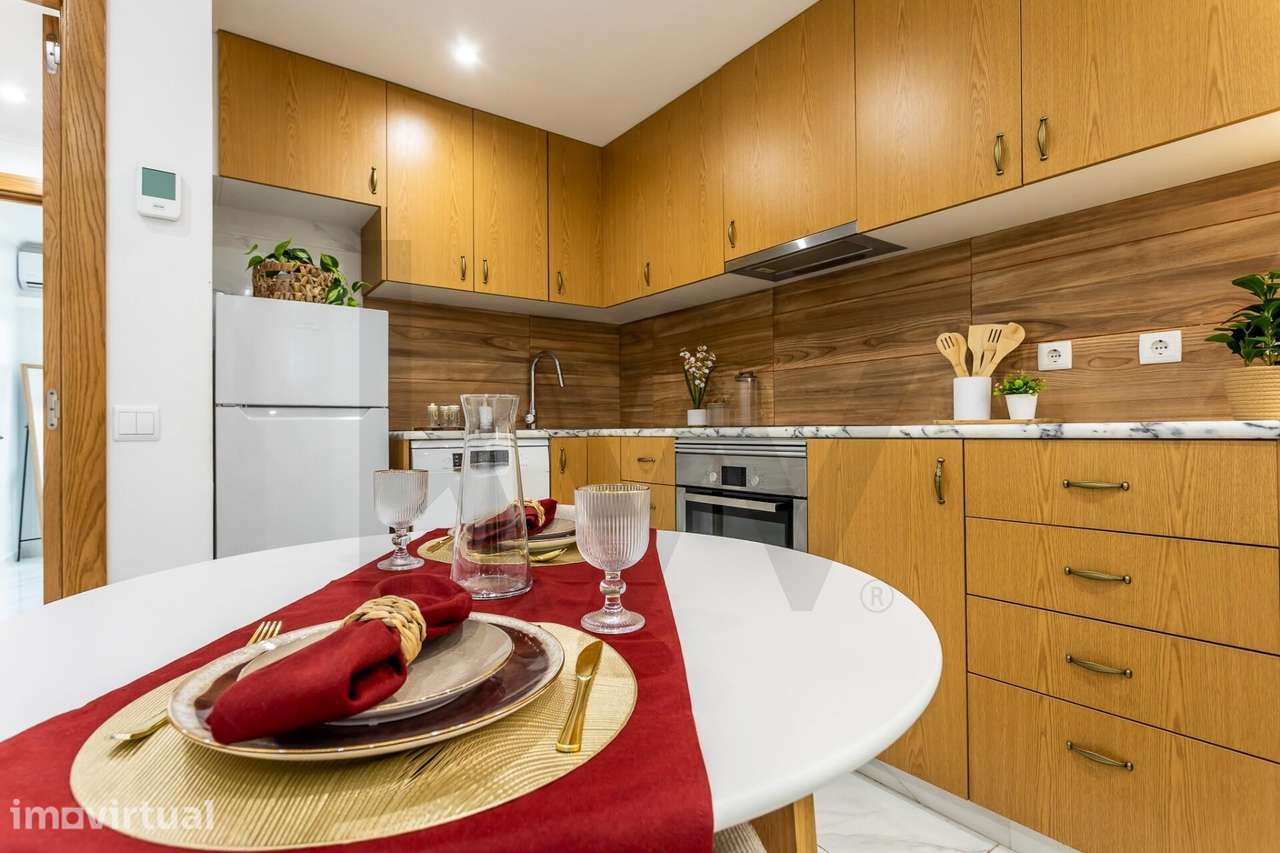 Apartamento T2 remodelado nas Fontaínhas — junto ao Mercado da Vila - Grande imagem: 4/19