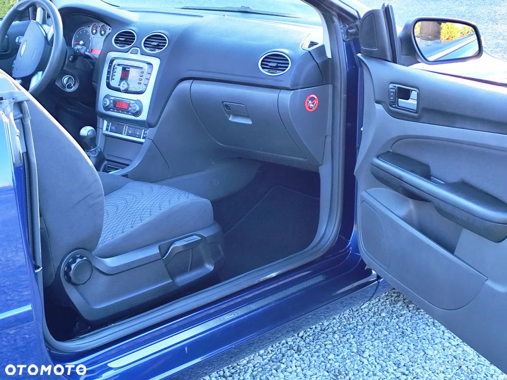 Ford Focus - 25