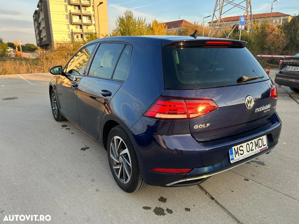 Volkswagen Golf - 4